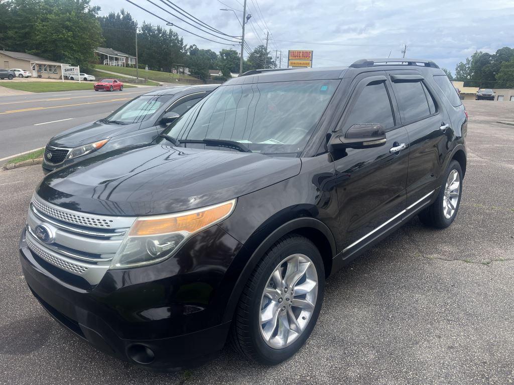 2013 Ford Explorer XLT's photo